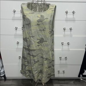 Dylan Camo Sleeveless Top, size S